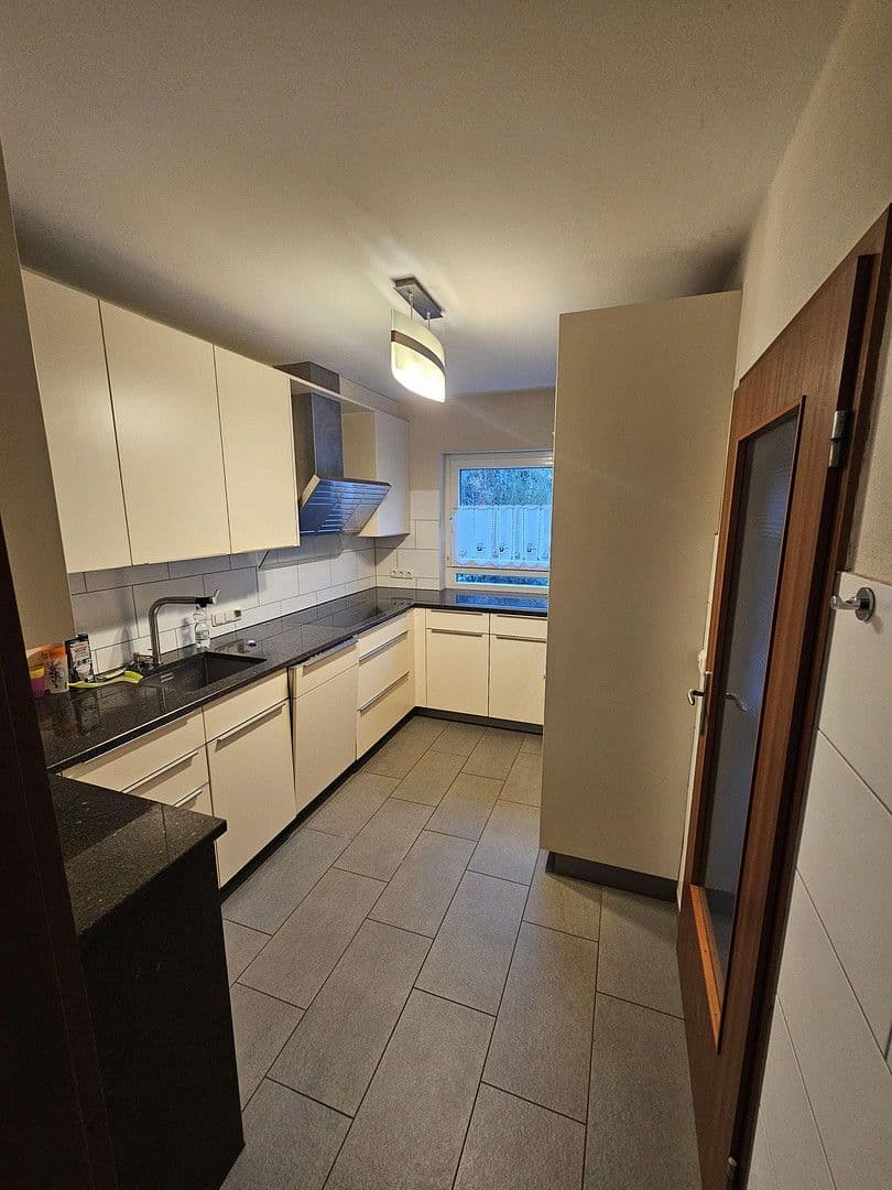 Prodej domu 125 m², pozemek 326 m², Bad Homburg vor der Höhe, Hessen Prodej domu 125 m², pozemek 326 m², Bad Homburg vor der Höhe, Hessen