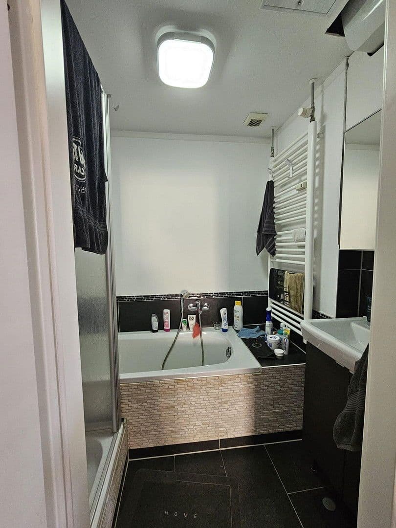 Prodej domu 170 m², pozemek 240 m², Dresden, Sasko Prodej domu 170 m², pozemek 240 m², Dresden, Sasko