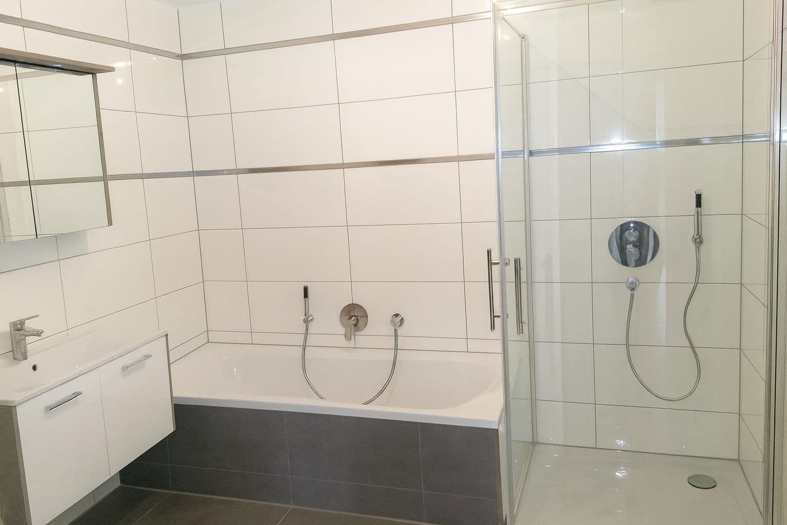 Prodej domu 156 m², pozemek 231 m², Hemer, Severní Porýní-Vestfálsko Prodej domu 156 m², pozemek 231 m², Hemer, Severní Porýní-Vestfálsko