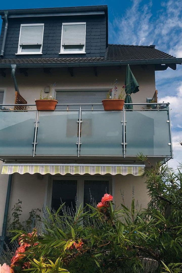 Prodej domu 156 m², pozemek 231 m², Hemer, Severní Porýní-Vestfálsko Prodej domu 156 m², pozemek 231 m², Hemer, Severní Porýní-Vestfálsko