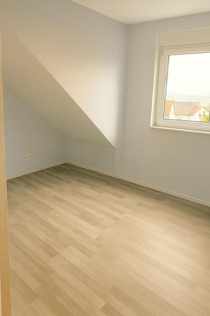 Prodej domu 156 m², pozemek 231 m², Hemer, Severní Porýní-Vestfálsko Prodej domu 156 m², pozemek 231 m², Hemer, Severní Porýní-Vestfálsko