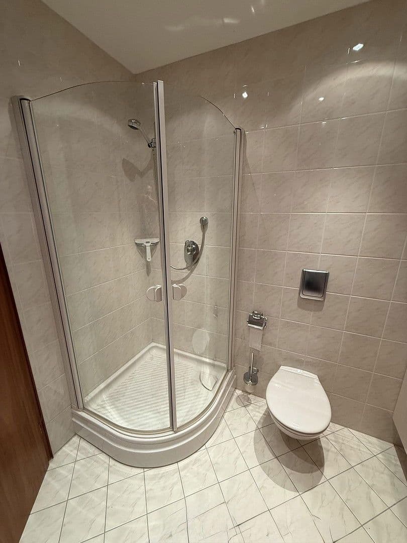 Prodej domu 140 m², pozemek 420 m², Lörrach, Bádensko-Württembersko Prodej domu 140 m², pozemek 420 m², Lörrach, Bádensko-Württembersko