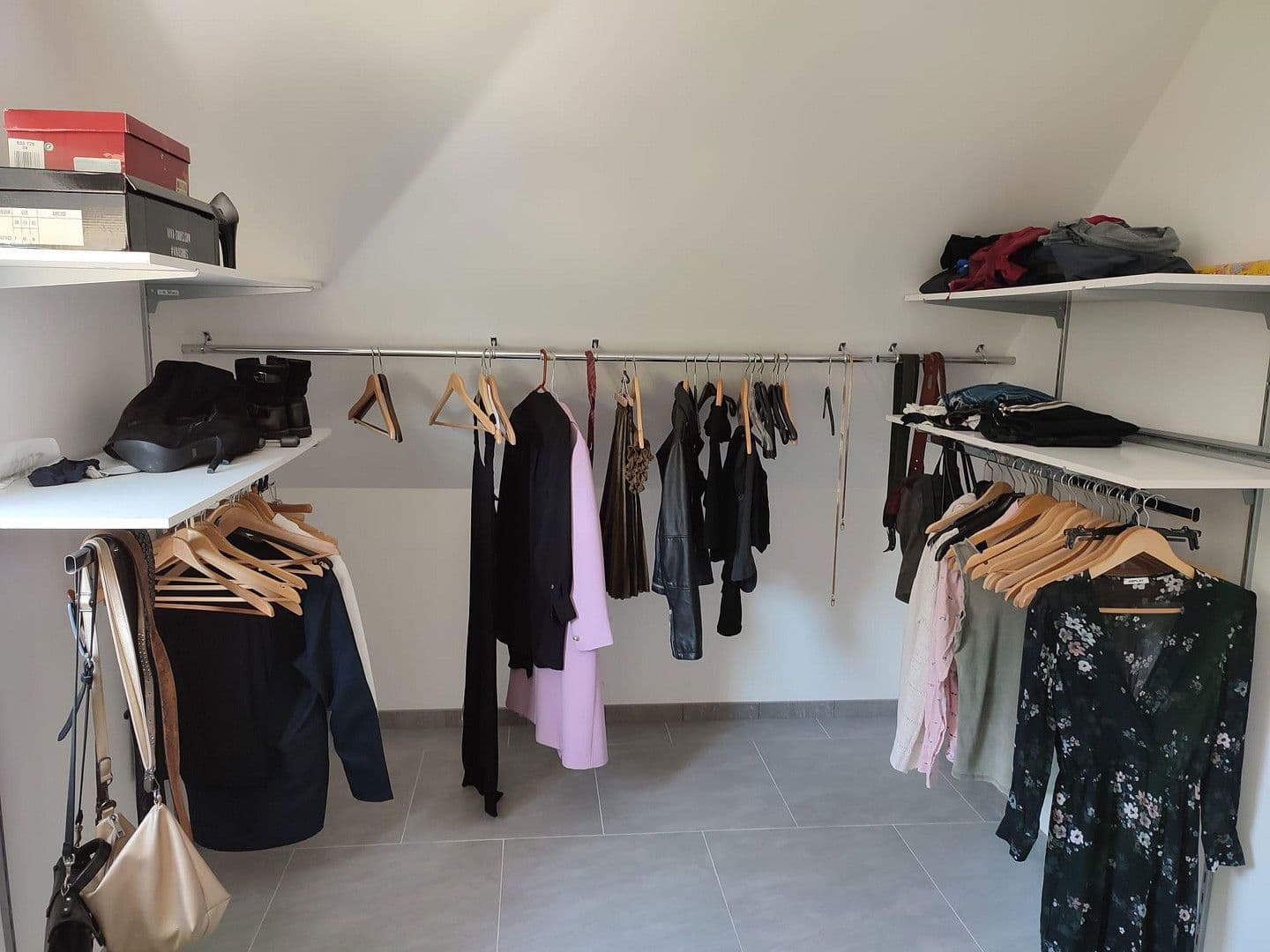 Prodej domu 185 m², pozemek 508 m², Talblick 2, Vöhrenbach, Bádensko-Württembersko Prodej domu 185 m², pozemek 508 m², Talblick 2, Vöhrenbach, Bádensko-Württembersko