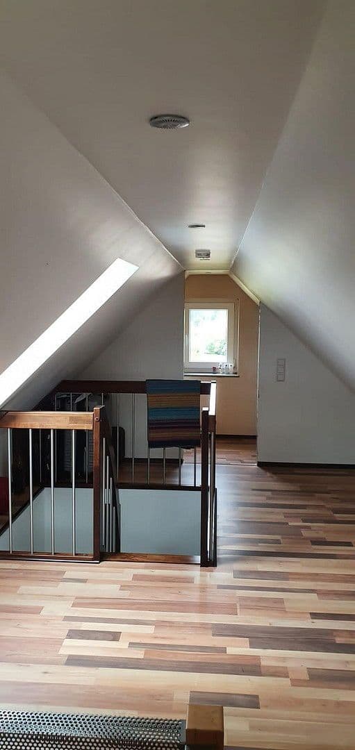 Prodej domu 185 m², pozemek 508 m², Talblick 2, Vöhrenbach, Bádensko-Württembersko Prodej domu 185 m², pozemek 508 m², Talblick 2, Vöhrenbach, Bádensko-Württembersko