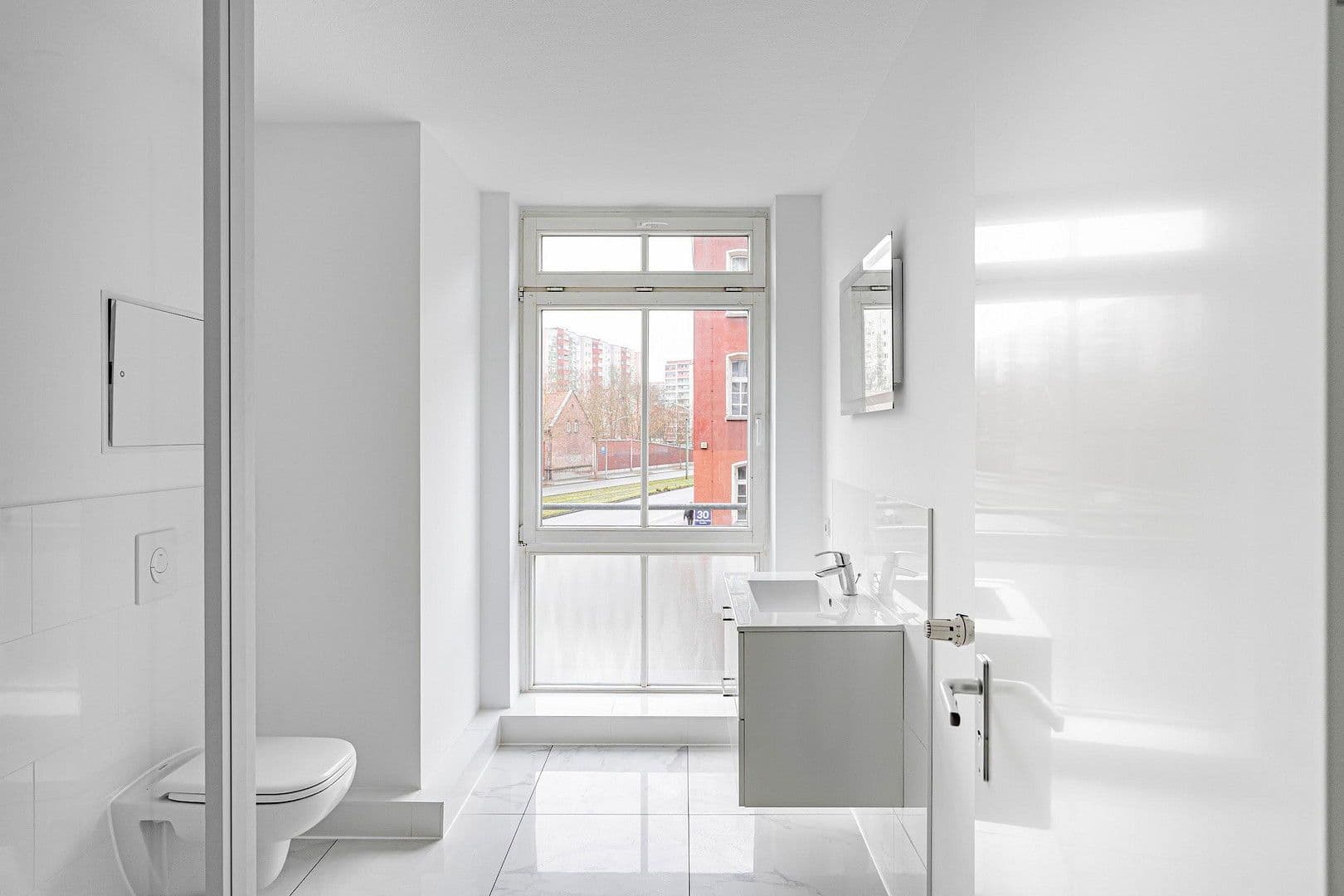 Prodej bytu 3+1 140 m², Alfred-Kowalke-Str.14, Berlin, Berlín Prodej bytu 3+1 140 m², Alfred-Kowalke-Str.14, Berlin, Berlín