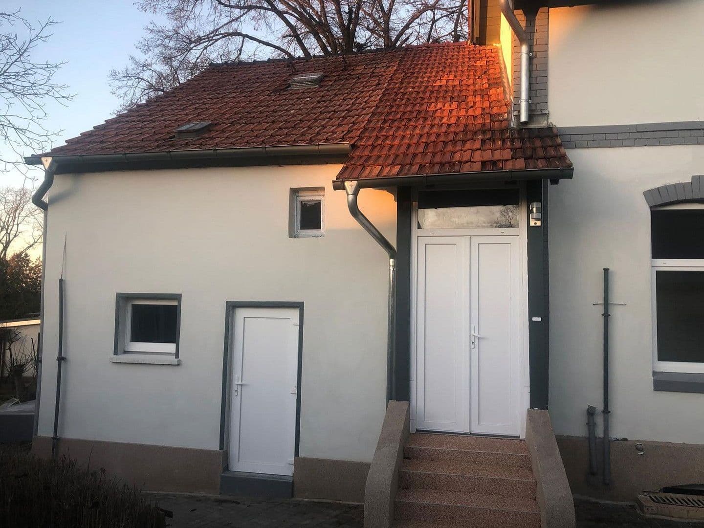 Pronájem domu 184 m², pozemek 1.300 m², Berlin, Berlín Pronájem domu 184 m², pozemek 1.300 m², Berlin, Berlín