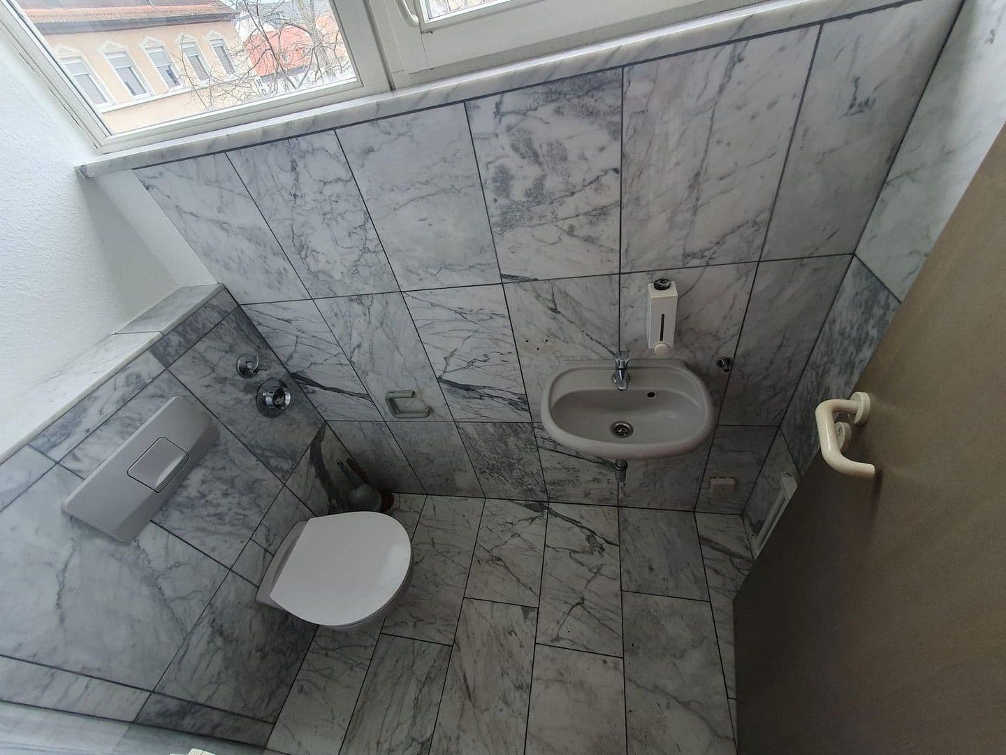 Pronájem bytu 2+1 76 m², Worms, Porýní-Falc Pronájem bytu 2+1 76 m², Worms, Porýní-Falc