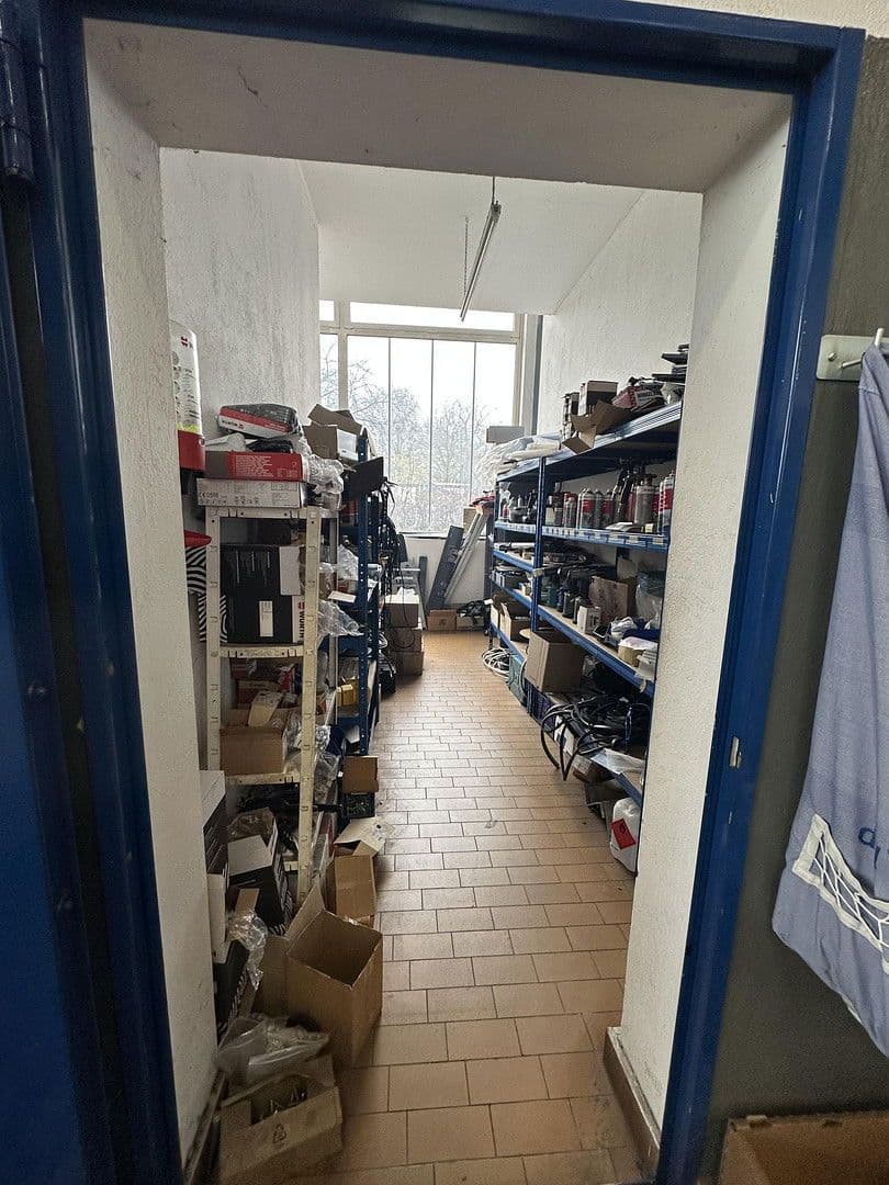 Pronájem nebytového prostoru 21.000 m², Hauptstraße 38, Rom, Mecklenburg-Vorpommern Pronájem nebytového prostoru 21.000 m², Hauptstraße 38, Rom, Mecklenburg-Vorpommern