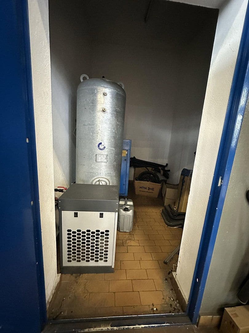 Pronájem nebytového prostoru 21.000 m², Hauptstraße 38, Rom, Mecklenburg-Vorpommern Pronájem nebytového prostoru 21.000 m², Hauptstraße 38, Rom, Mecklenburg-Vorpommern