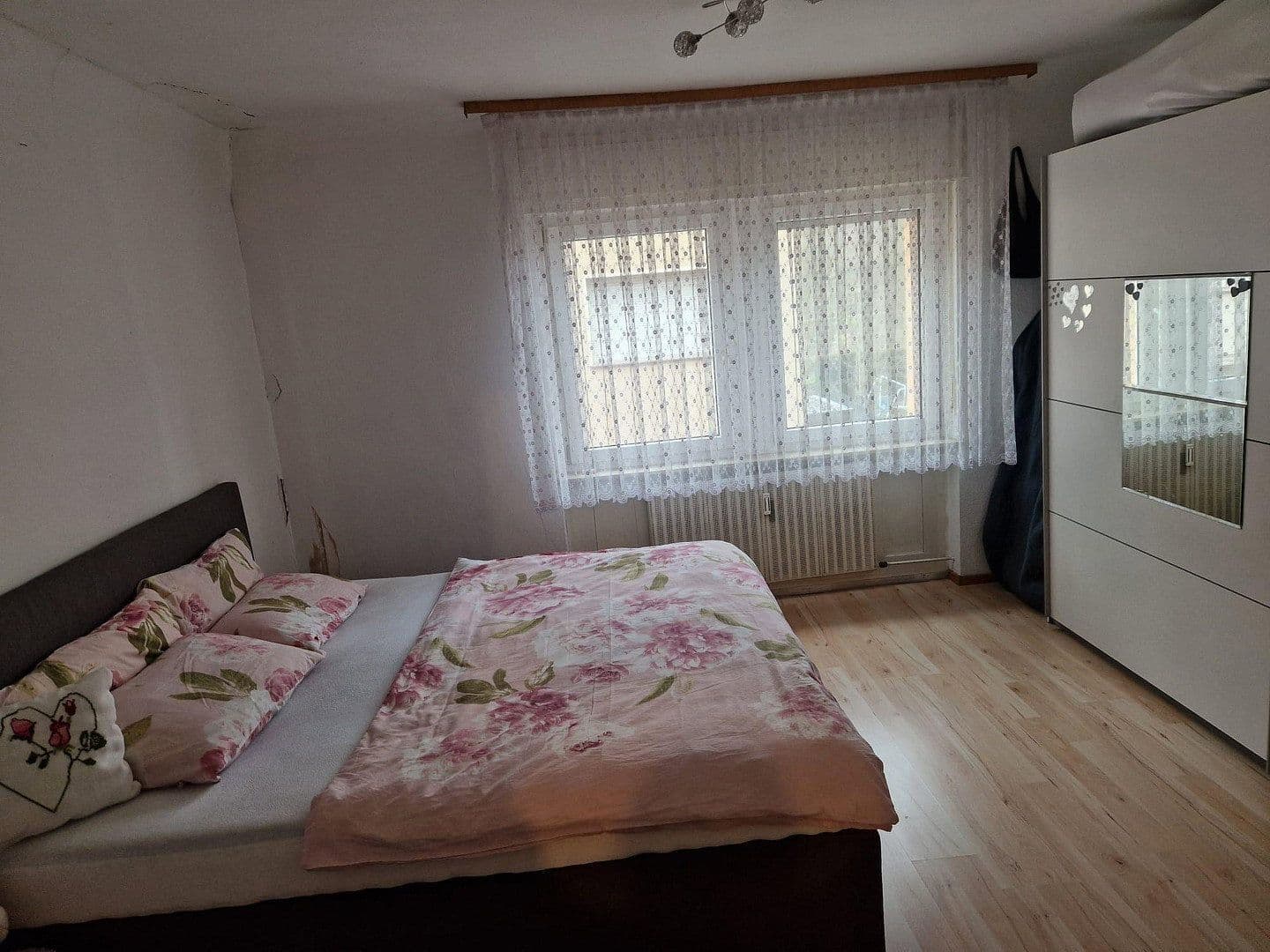 Pronájem bytu 3+1 80 m², Enzstraße 135, Pforzheim, Bádensko-Württembersko Pronájem bytu 3+1 80 m², Enzstraße 135, Pforzheim, Bádensko-Württembersko