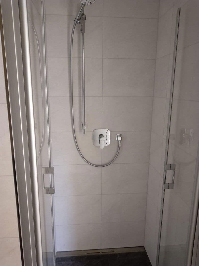 Pronájem bytu 2+1 62 m², Buchhausener Str. 9, Schierling, Bavorsko Pronájem bytu 2+1 62 m², Buchhausener Str. 9, Schierling, Bavorsko