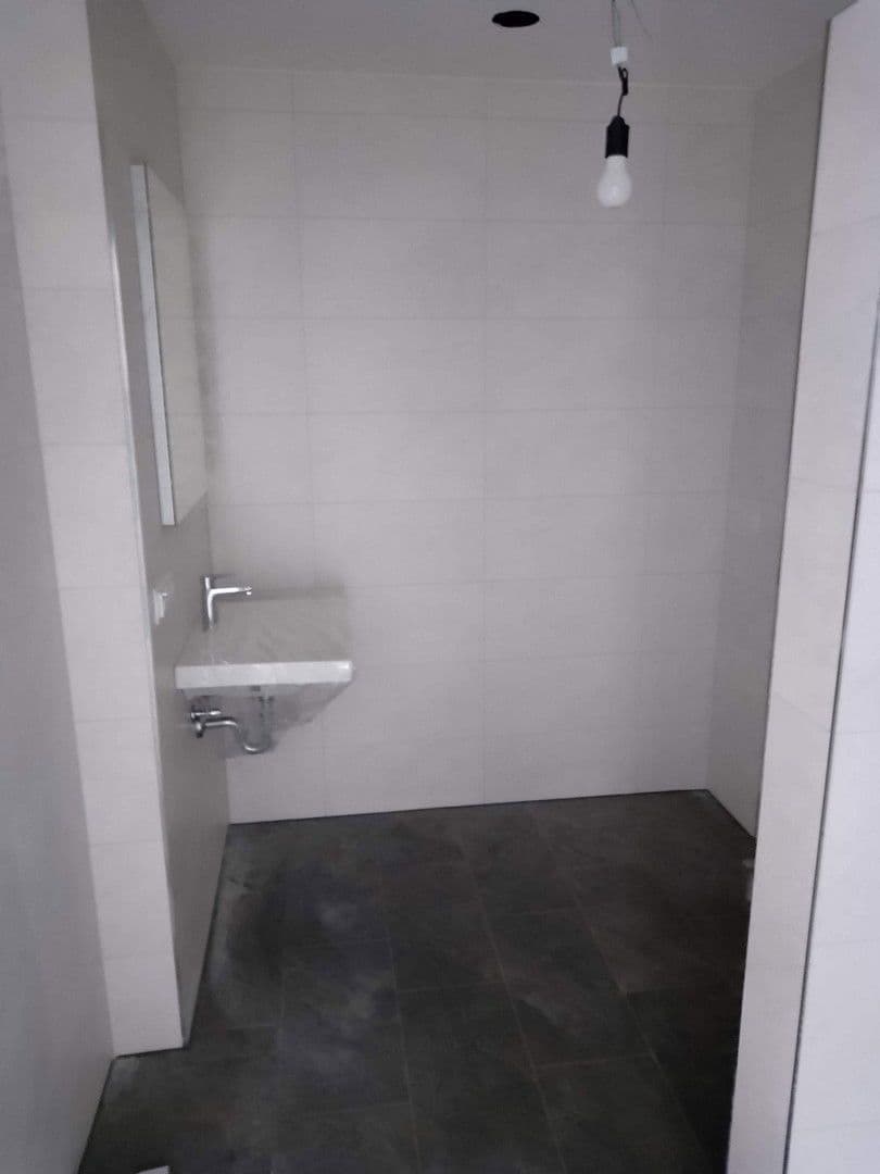 Pronájem bytu 2+1 62 m², Buchhausener Str. 9, Schierling, Bavorsko Pronájem bytu 2+1 62 m², Buchhausener Str. 9, Schierling, Bavorsko