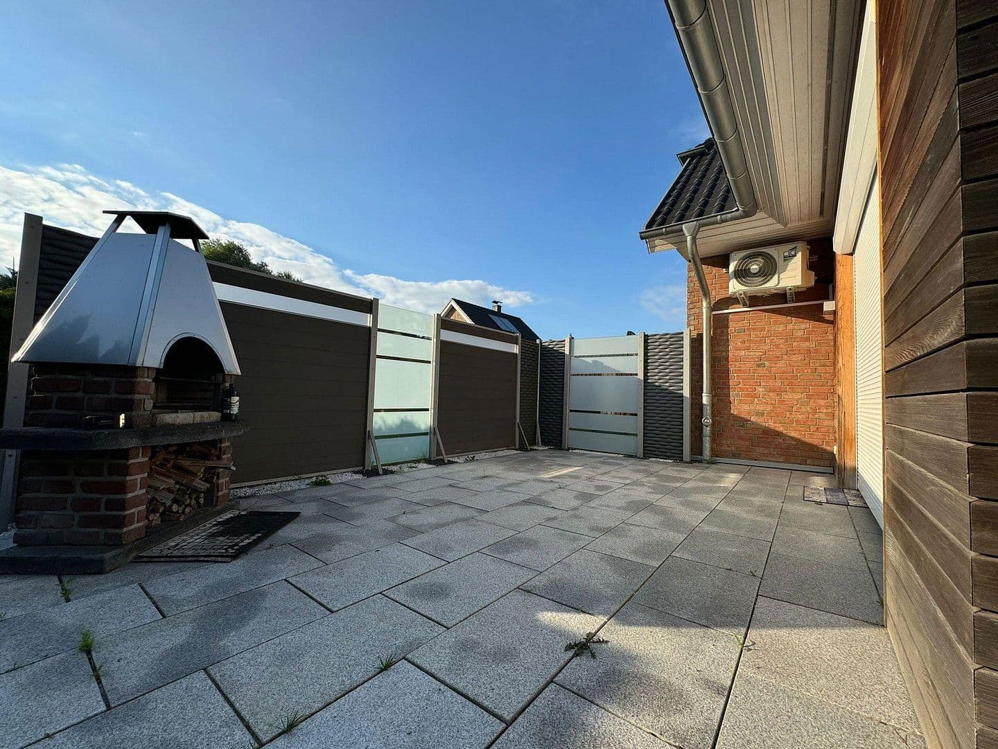 Prodej domu 177 m², pozemek 475 m², Hoppegarten, Braniborsko Prodej domu 177 m², pozemek 475 m², Hoppegarten, Braniborsko