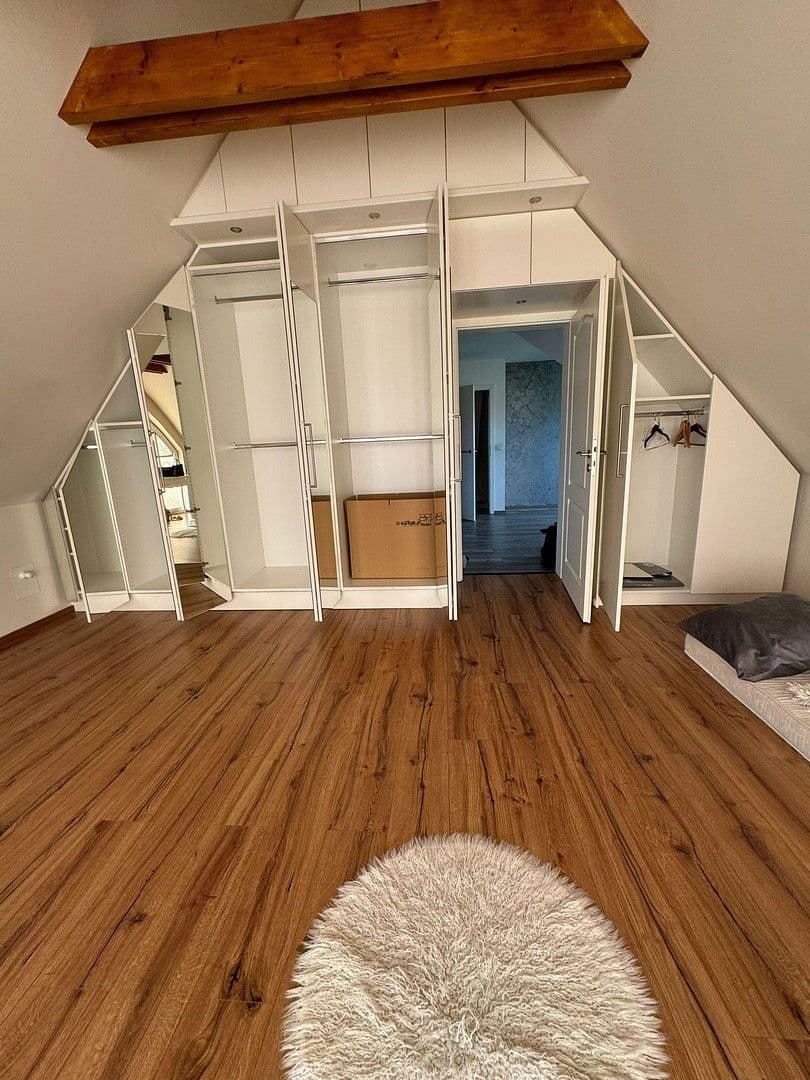 Prodej domu 177 m², pozemek 475 m², Hoppegarten, Braniborsko Prodej domu 177 m², pozemek 475 m², Hoppegarten, Braniborsko