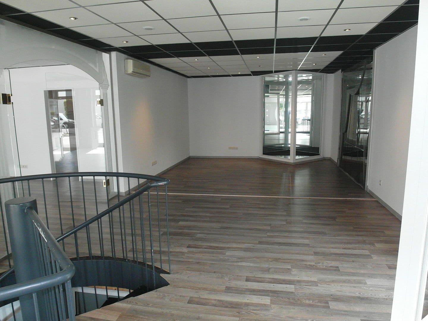 Pronájem kanceláře 180 m², Neusser Straße 26, Meerbusch, Severní Porýní-Vestfálsko Pronájem kanceláře 180 m², Neusser Straße 26, Meerbusch, Severní Porýní-Vestfálsko