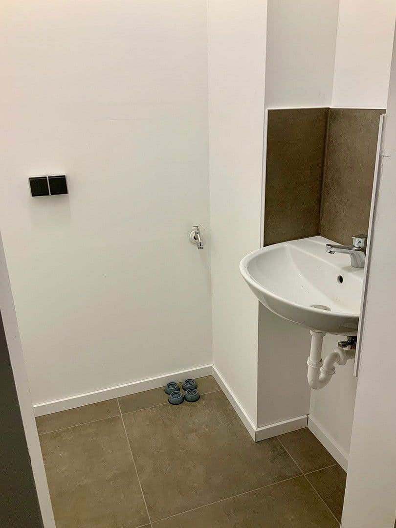 Pronájem bytu 4+1 96 m², Hardegsen, Dolní Sasko Pronájem bytu 4+1 96 m², Hardegsen, Dolní Sasko