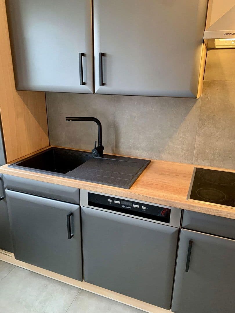 Pronájem bytu 4+1 96 m², Hardegsen, Dolní Sasko Pronájem bytu 4+1 96 m², Hardegsen, Dolní Sasko