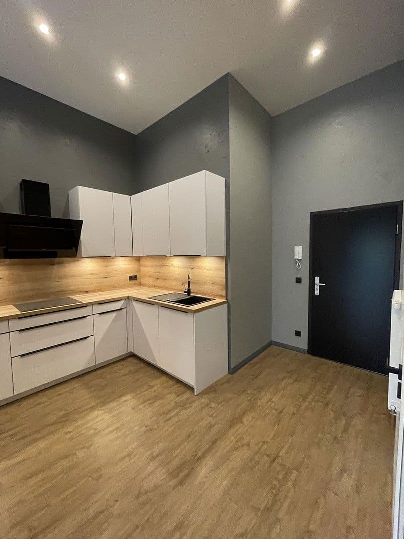 Pronájem bytu 2+1 62 m², Sorthmannweg 9, Hamburg, Hamburg Pronájem bytu 2+1 62 m², Sorthmannweg 9, Hamburg, Hamburg