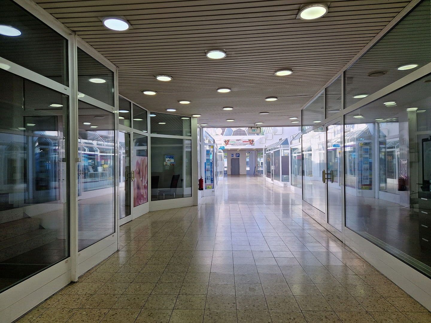 Pronájem nebytového prostoru 20 m², Bahnstrasse 28-30, Erkrath, Severní Porýní-Vestfálsko Pronájem nebytového prostoru 20 m², Bahnstrasse 28-30, Erkrath, Severní Porýní-Vestfálsko