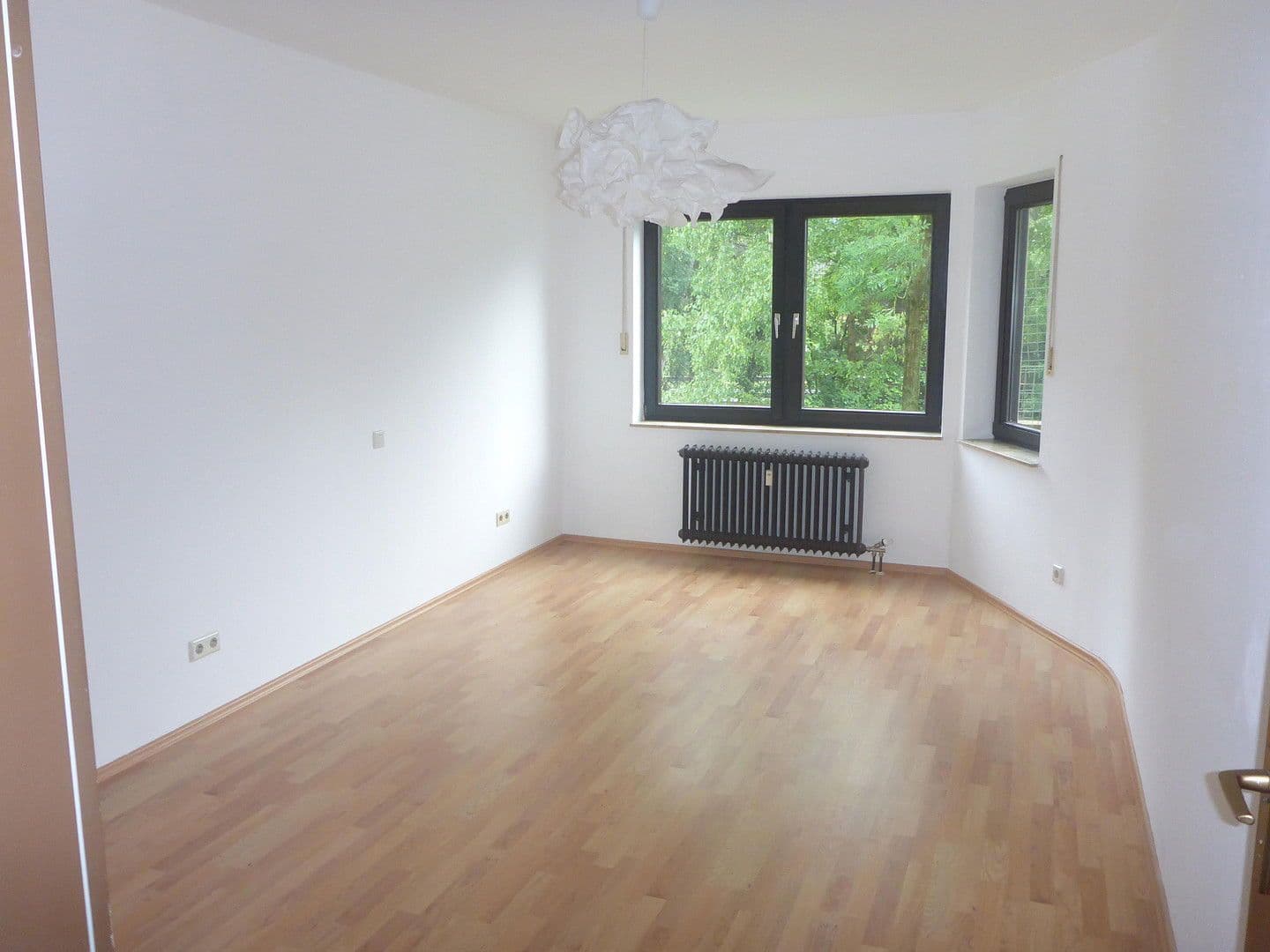 Pronájem bytu 2+1 64 m², Pecher Hauptstr. 76, Wachtberg, Severní Porýní-Vestfálsko Pronájem bytu 2+1 64 m², Pecher Hauptstr. 76, Wachtberg, Severní Porýní-Vestfálsko