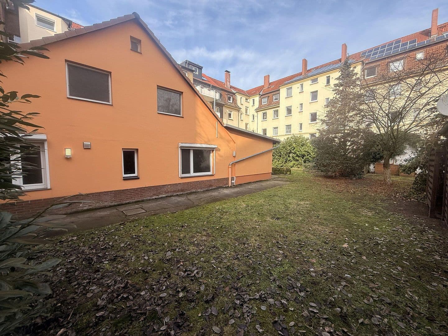 Pronájem domu 180 m², pozemek 500 m², Kapellenstraße 12a, Hannover, Dolní Sasko Pronájem domu 180 m², pozemek 500 m², Kapellenstraße 12a, Hannover, Dolní Sasko