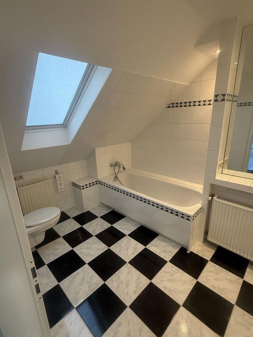 Pronájem domu 180 m², pozemek 500 m², Kapellenstraße 12a, Hannover, Dolní Sasko Pronájem domu 180 m², pozemek 500 m², Kapellenstraße 12a, Hannover, Dolní Sasko