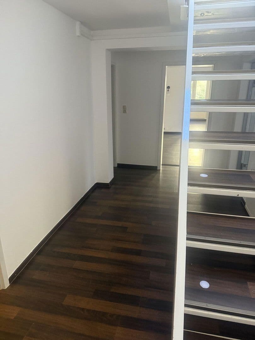 Pronájem domu 180 m², pozemek 500 m², Kapellenstraße 12a, Hannover, Dolní Sasko Pronájem domu 180 m², pozemek 500 m², Kapellenstraße 12a, Hannover, Dolní Sasko