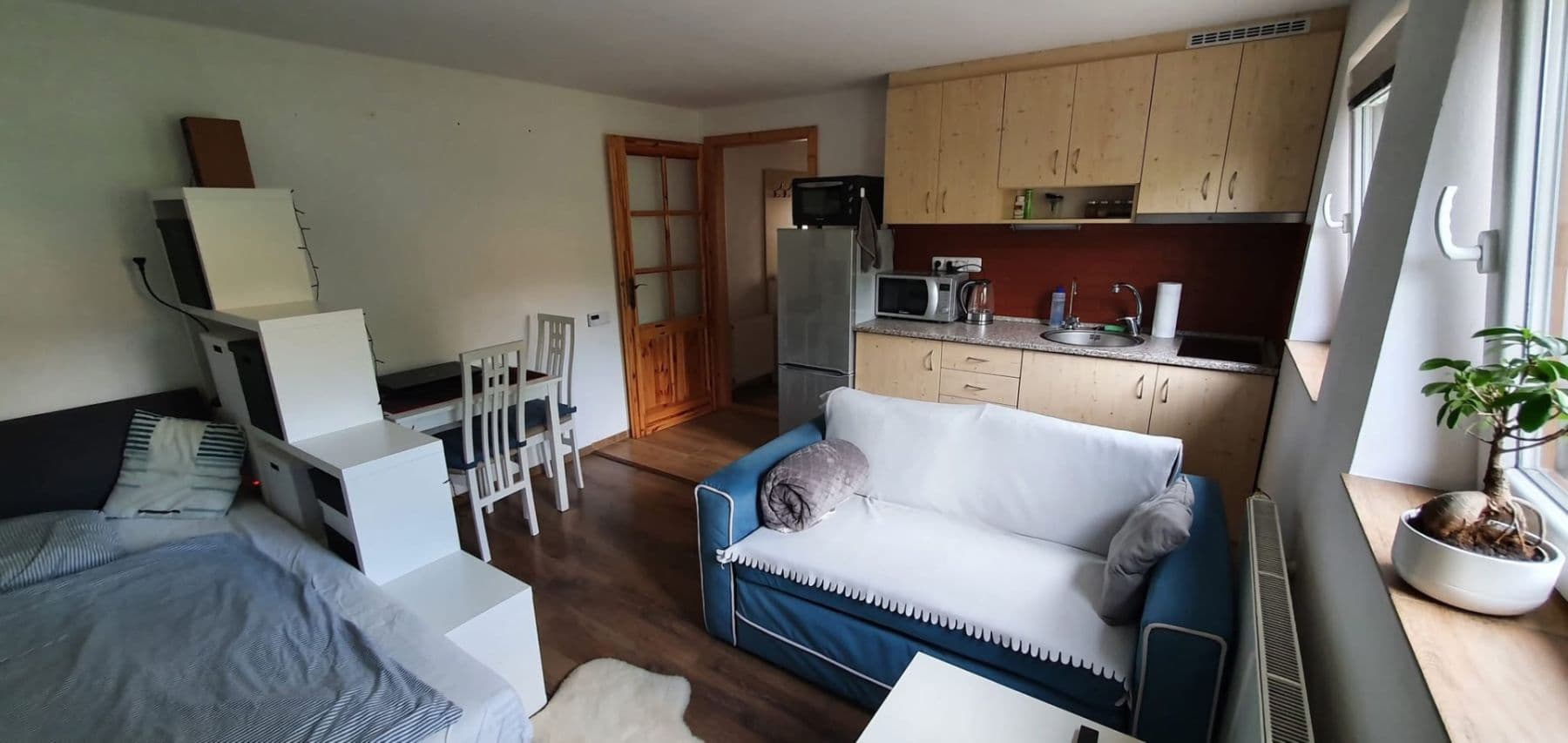 Pronájem bytu 1+kk 24 m², Jana Nepomuckého, Březí, Středočeský kraj Pronájem bytu 1+kk 24 m², Jana Nepomuckého, Březí, Středočeský kraj