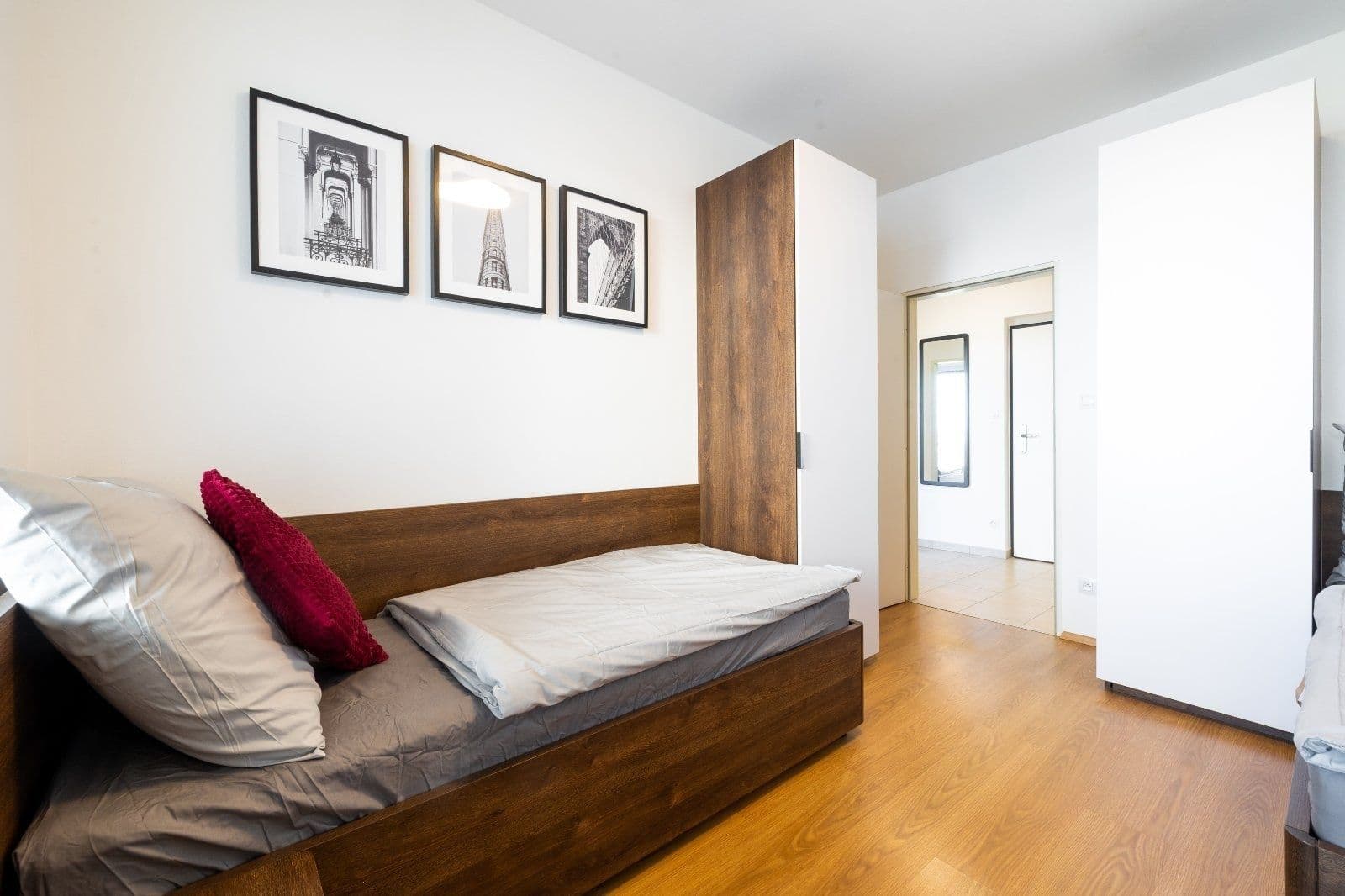 Pronájem bytu 2+1 54 m², Magisterská, Plzeň, Plzeňský kraj Pronájem bytu 2+1 54 m², Magisterská, Plzeň, Plzeňský kraj