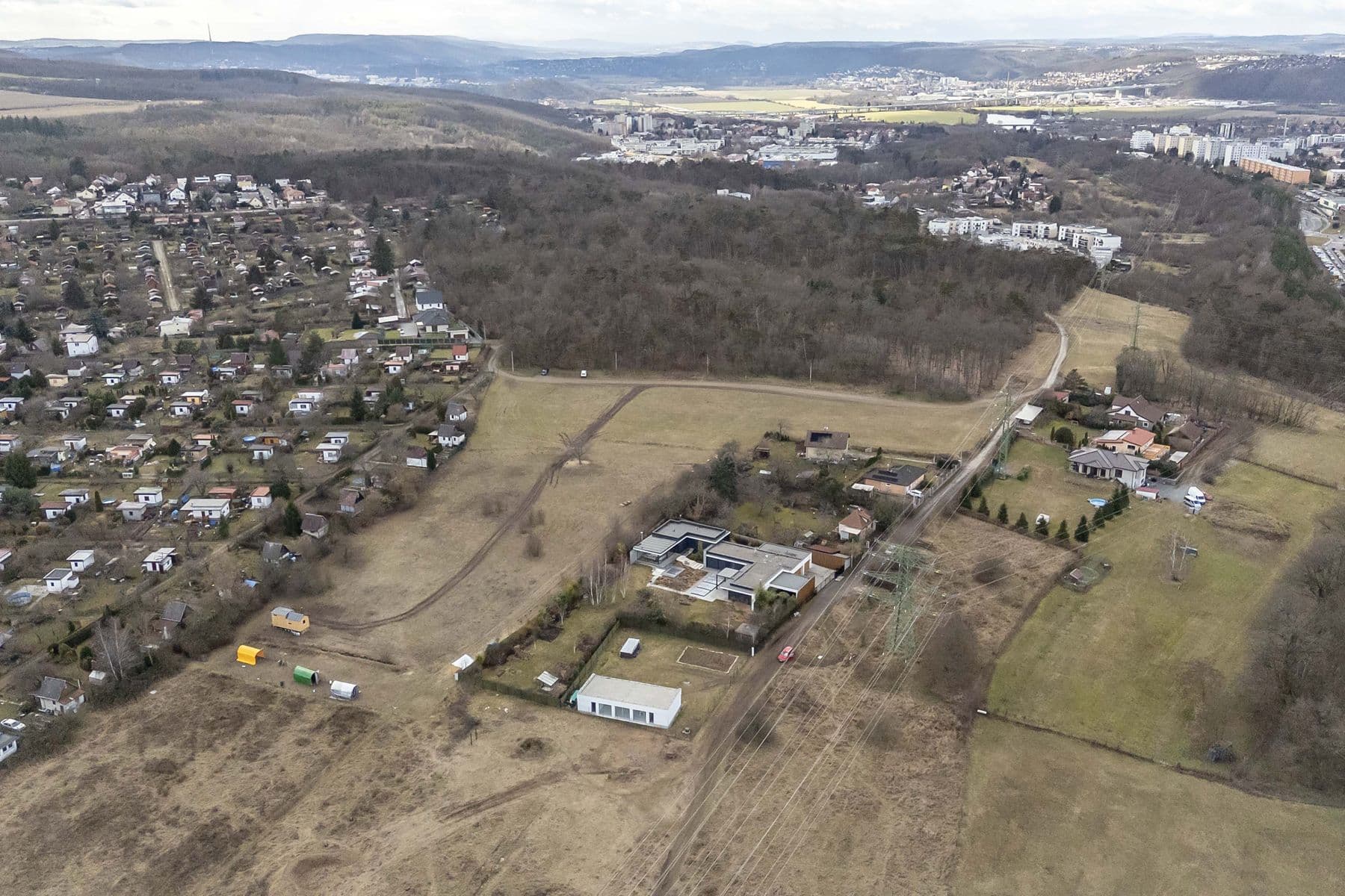 Prodej pozemku 890 m², Do Lipin, Praha, Praha Prodej pozemku 890 m², Do Lipin, Praha, Praha