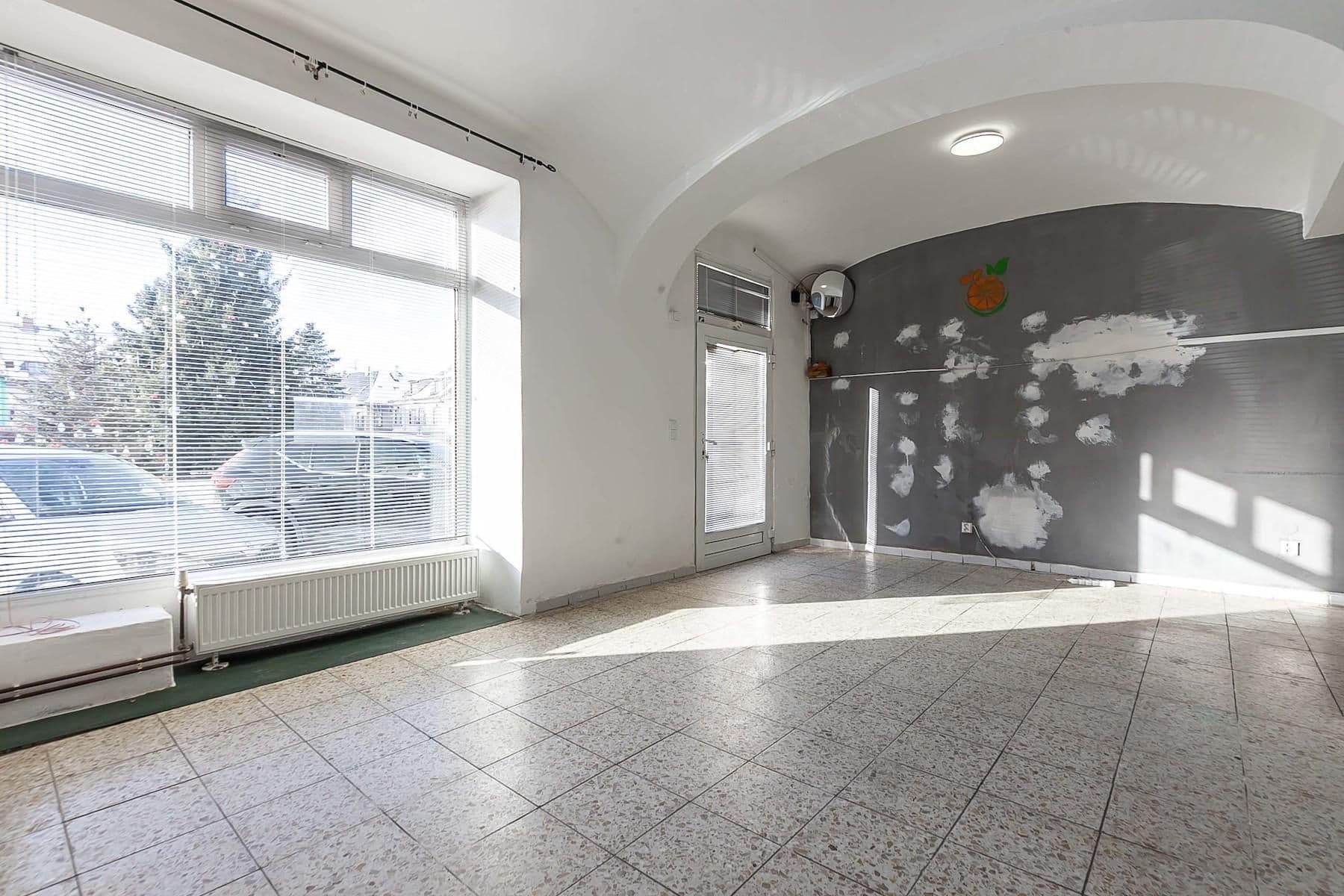 Prodej nebytového prostoru 609 m², náměstí 1. máje, Chrastava, Liberecký kraj Prodej nebytového prostoru 609 m², náměstí 1. máje, Chrastava, Liberecký kraj