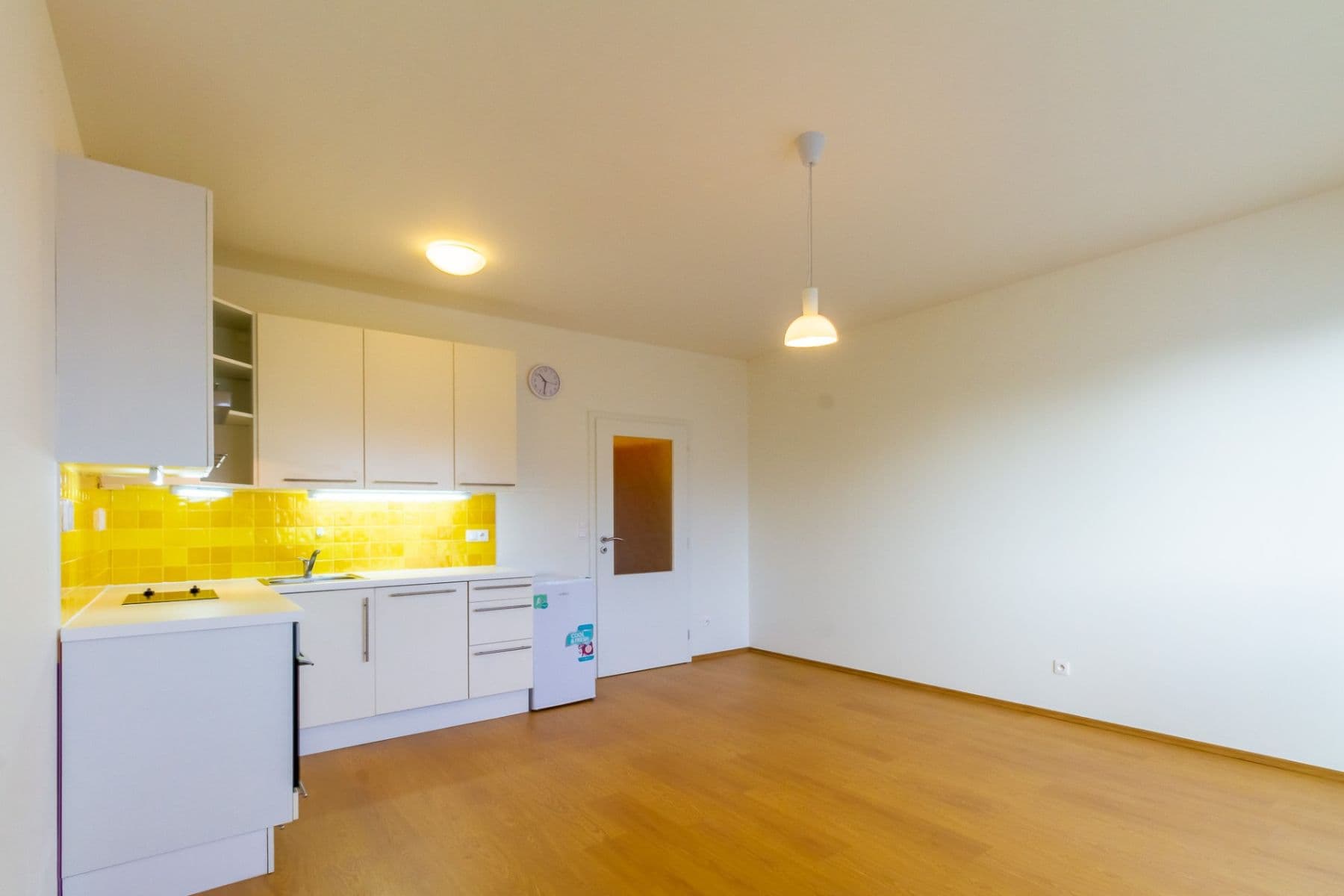 Pronájem bytu 1+kk 28 m², Švihovská, Praha, Praha Pronájem bytu 1+kk 28 m², Švihovská, Praha, Praha