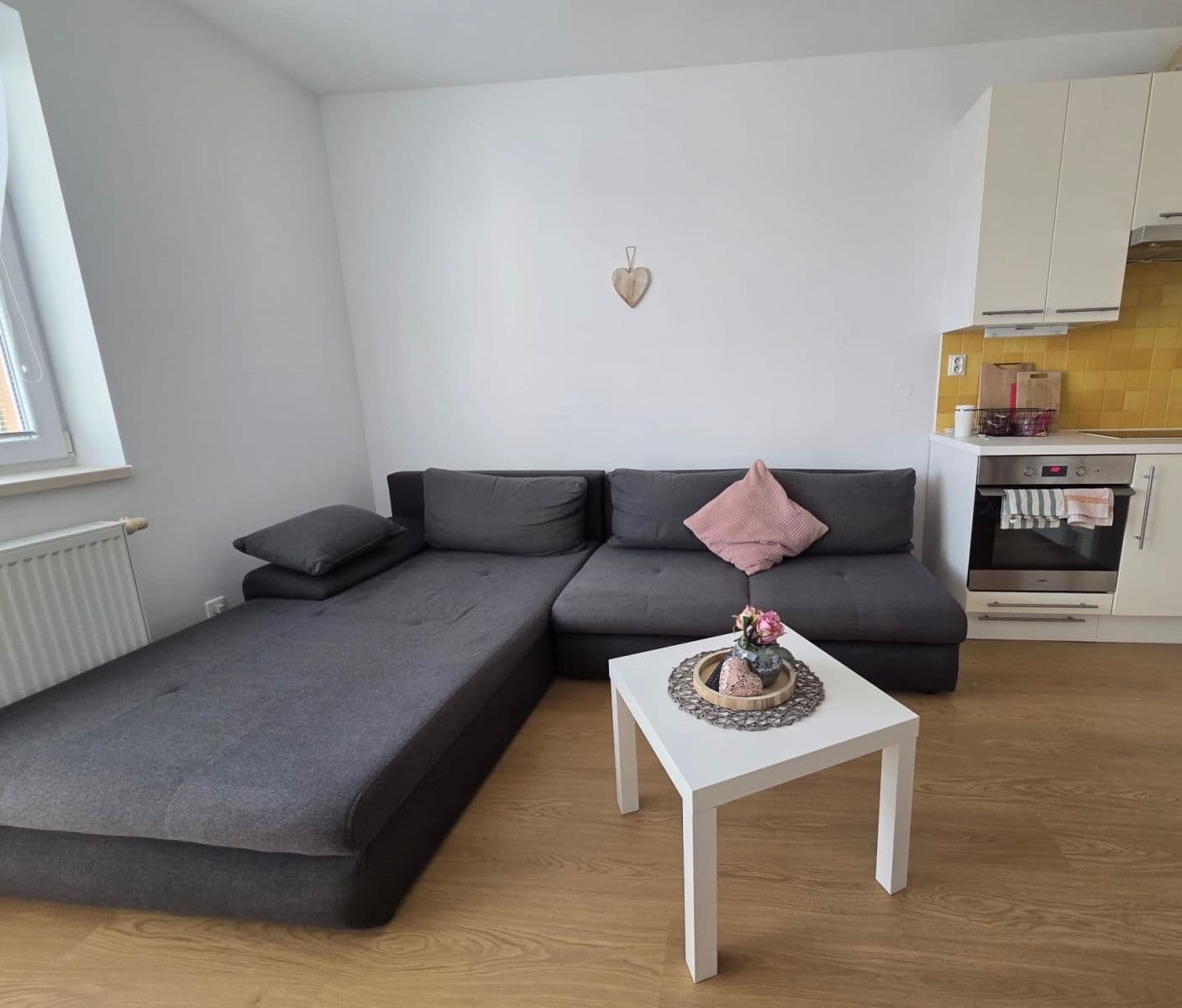 Pronájem bytu 1+kk 28 m², Švihovská, Praha, Praha Pronájem bytu 1+kk 28 m², Švihovská, Praha, Praha