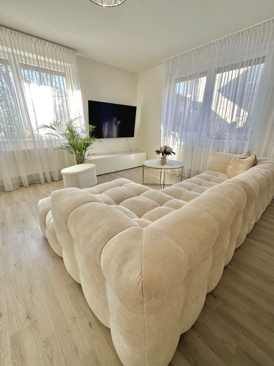 Prodej bytu 3+kk 81 m², K Dobročovicům, Květnice, Středočeský kraj Prodej bytu 3+kk 81 m², K Dobročovicům, Květnice, Středočeský kraj