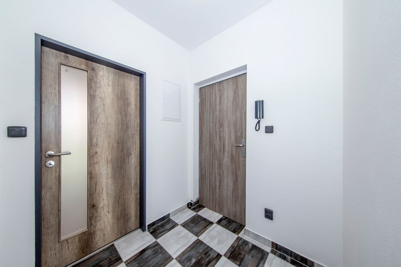 Pronájem bytu 1+kk 39 m², U Plynárny, Praha, Praha Pronájem bytu 1+kk 39 m², U Plynárny, Praha, Praha