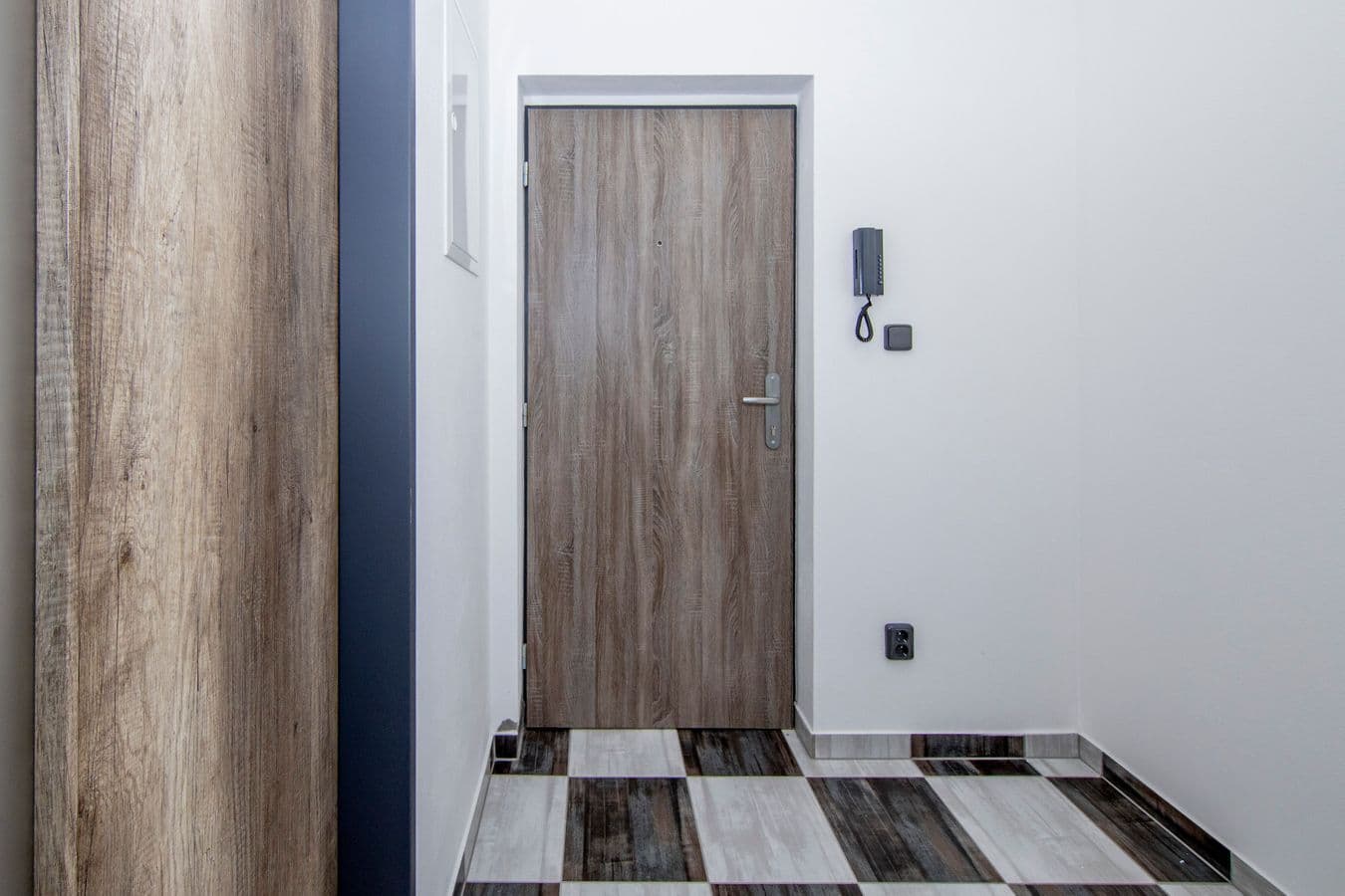 Pronájem bytu 1+kk 39 m², U Plynárny, Praha, Praha Pronájem bytu 1+kk 39 m², U Plynárny, Praha, Praha