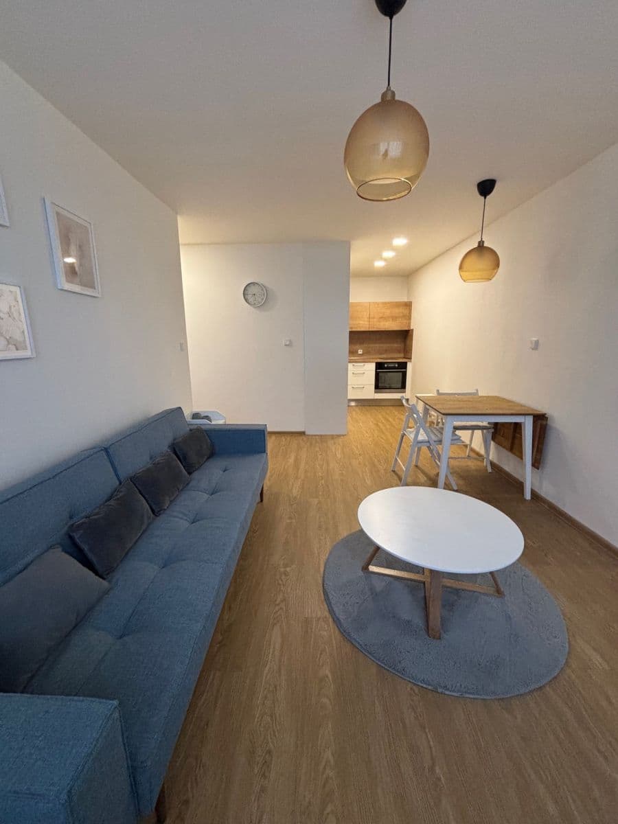 Pronájem bytu 2+kk 47 m², Zvoncovitá, Praha, Praha Pronájem bytu 2+kk 47 m², Zvoncovitá, Praha, Praha