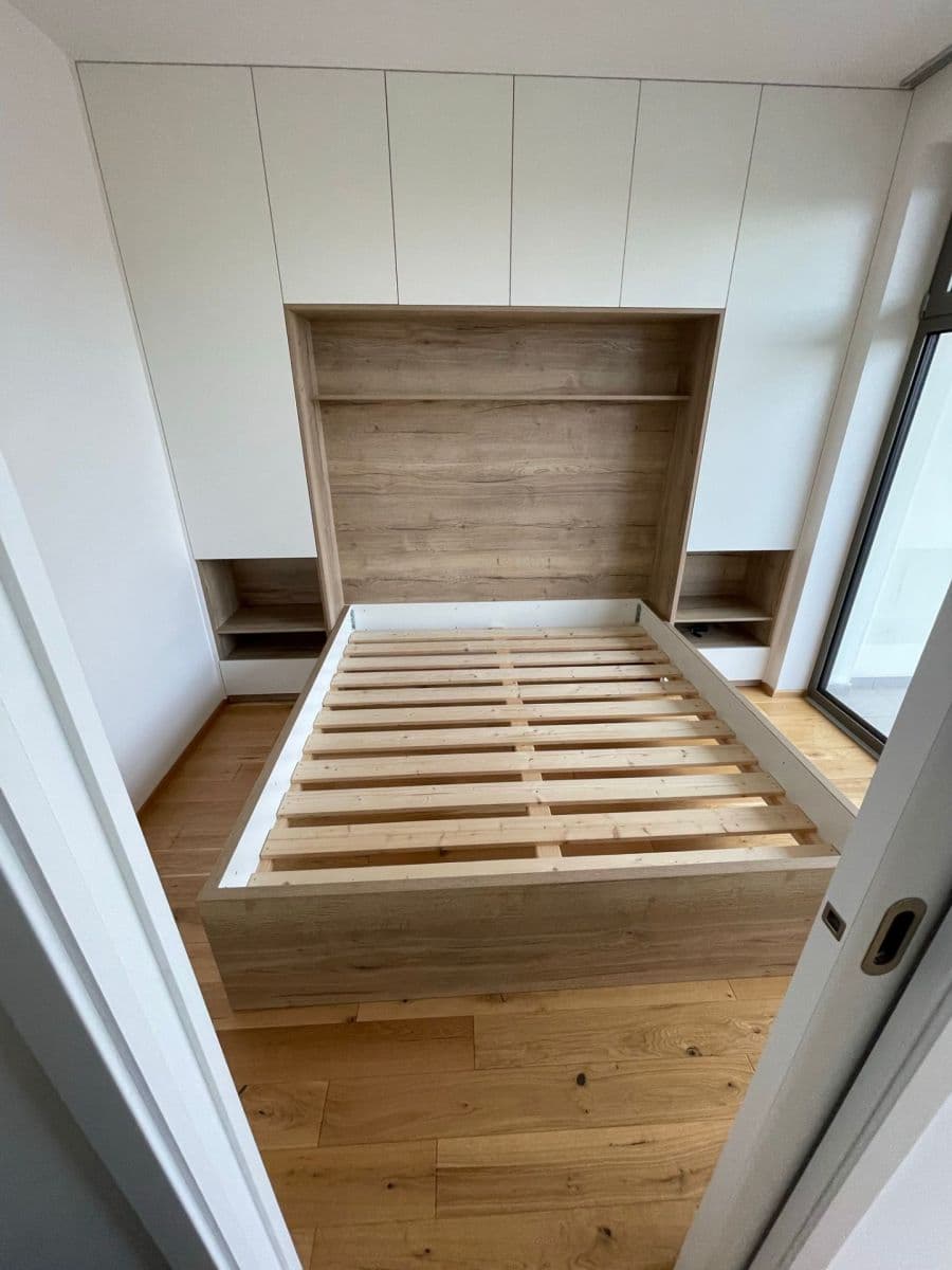 Pronájem bytu 2+kk 48 m², Na Valentince, Praha, Praha Pronájem bytu 2+kk 48 m², Na Valentince, Praha, Praha