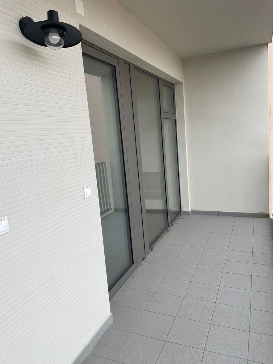 Pronájem bytu 2+kk 48 m², Na Valentince, Praha, Praha Pronájem bytu 2+kk 48 m², Na Valentince, Praha, Praha