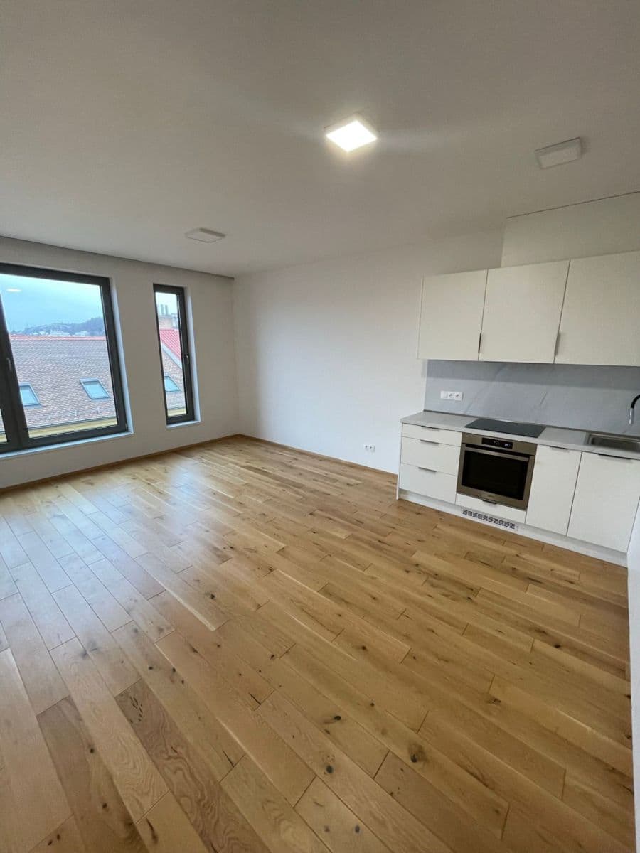 Pronájem bytu 2+kk 48 m², Na Valentince, Praha, Praha Pronájem bytu 2+kk 48 m², Na Valentince, Praha, Praha