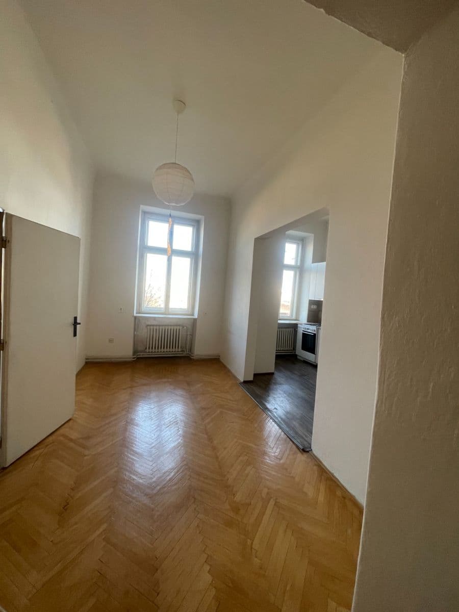 Pronájem bytu 4+1 112 m², Štefánikova, Brno, Jihomoravský kraj Pronájem bytu 4+1 112 m², Štefánikova, Brno, Jihomoravský kraj