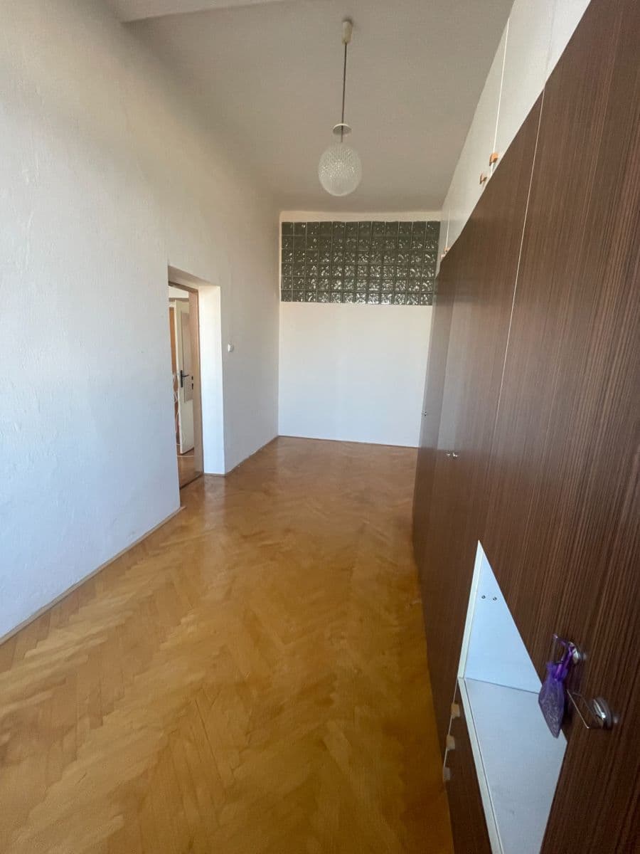 Pronájem bytu 4+1 112 m², Štefánikova, Brno, Jihomoravský kraj Pronájem bytu 4+1 112 m², Štefánikova, Brno, Jihomoravský kraj