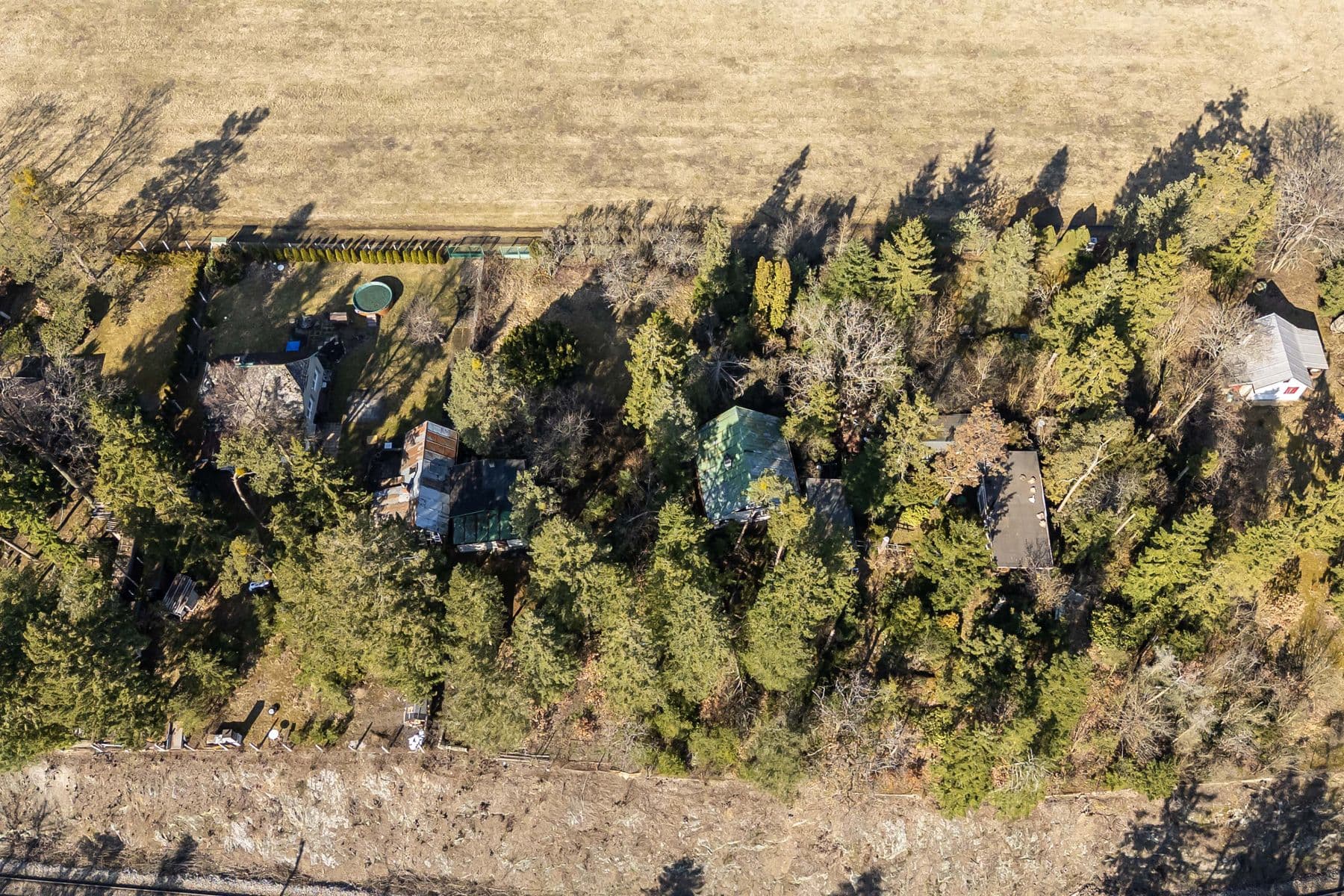 Prodej chaty, chalupy 100 m², pozemek 1.440 m², Malá Hraštice, Středočeský kraj Prodej chaty, chalupy 100 m², pozemek 1.440 m², Malá Hraštice, Středočeský kraj