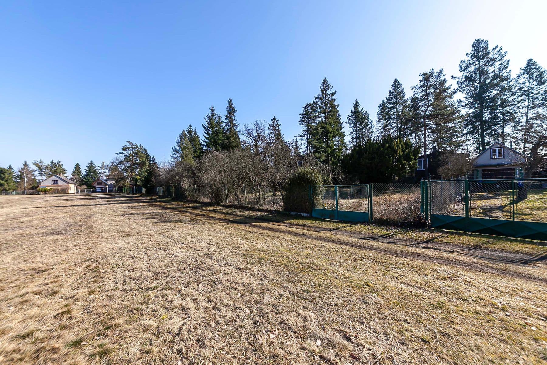 Prodej chaty, chalupy 100 m², pozemek 1.440 m², Malá Hraštice, Středočeský kraj Prodej chaty, chalupy 100 m², pozemek 1.440 m², Malá Hraštice, Středočeský kraj