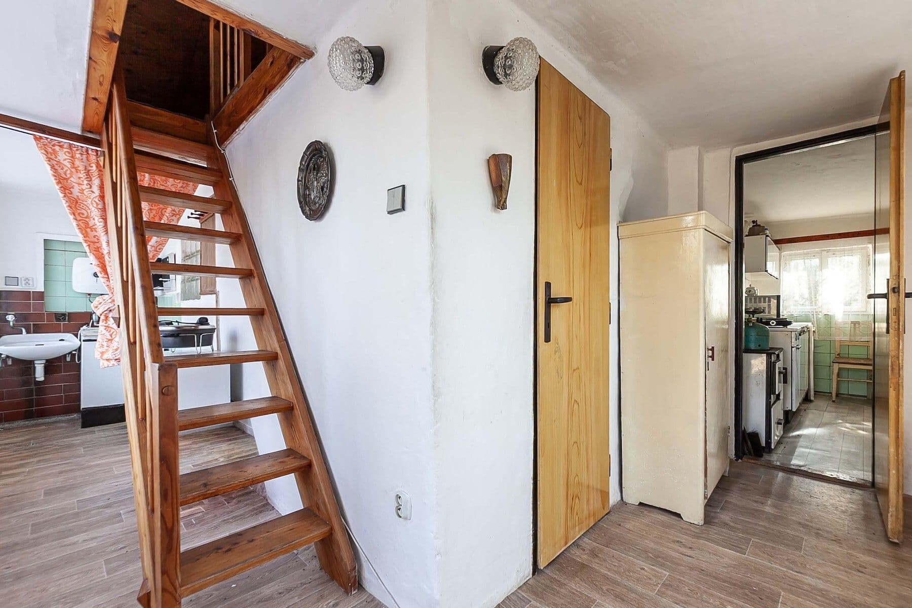 Prodej chaty, chalupy 100 m², pozemek 1.440 m², Malá Hraštice, Středočeský kraj Prodej chaty, chalupy 100 m², pozemek 1.440 m², Malá Hraštice, Středočeský kraj