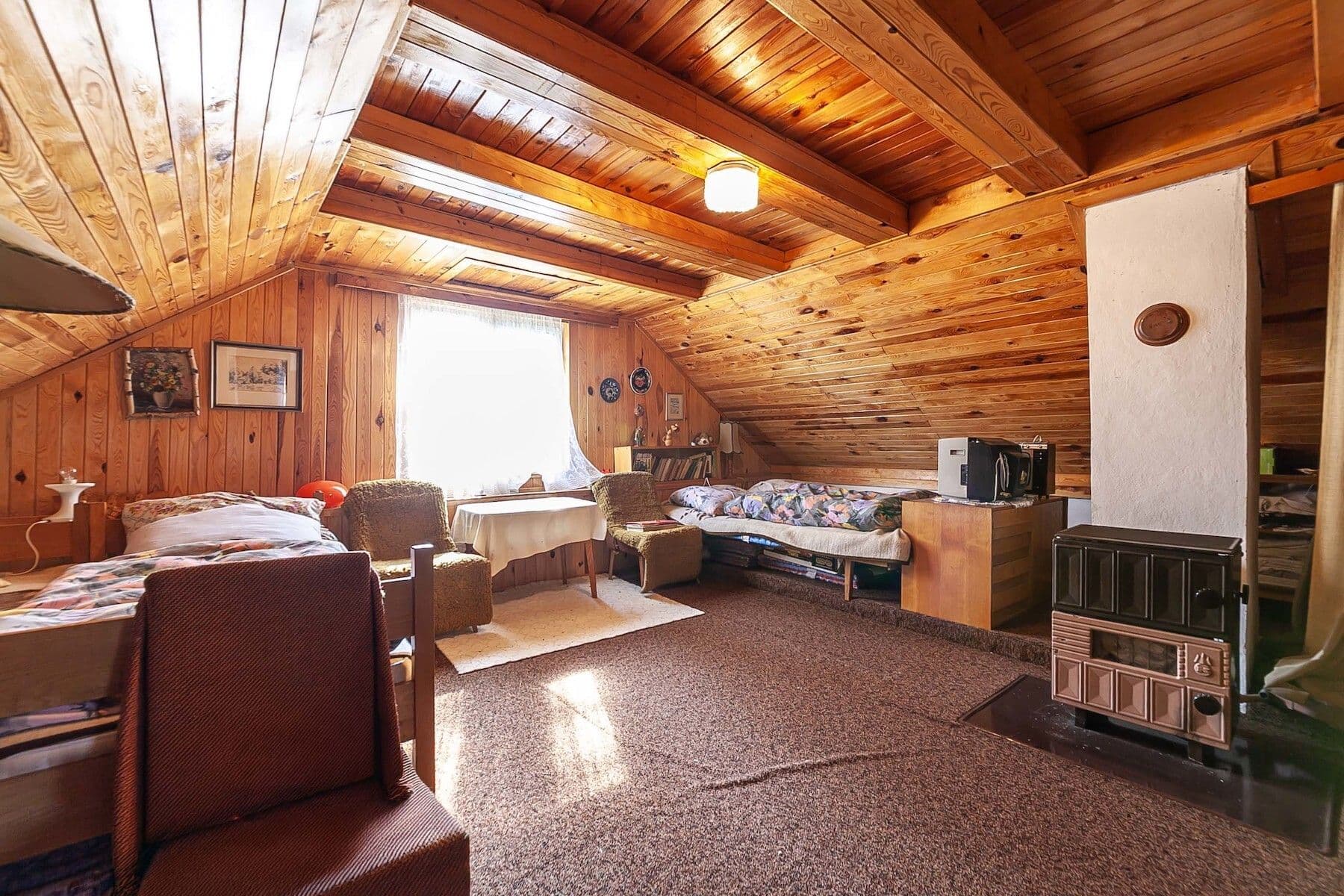 Prodej chaty, chalupy 100 m², pozemek 1.440 m², Malá Hraštice, Středočeský kraj Prodej chaty, chalupy 100 m², pozemek 1.440 m², Malá Hraštice, Středočeský kraj