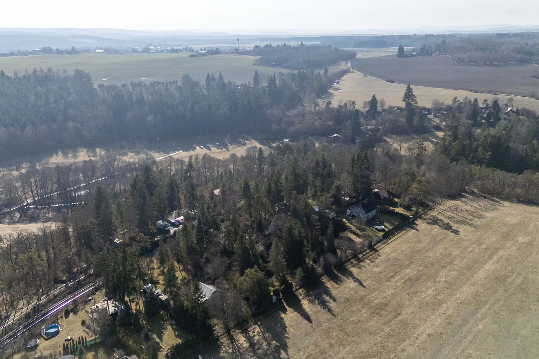 Prodej chaty, chalupy 100 m², pozemek 1.440 m², Malá Hraštice, Středočeský kraj Prodej chaty, chalupy 100 m², pozemek 1.440 m², Malá Hraštice, Středočeský kraj