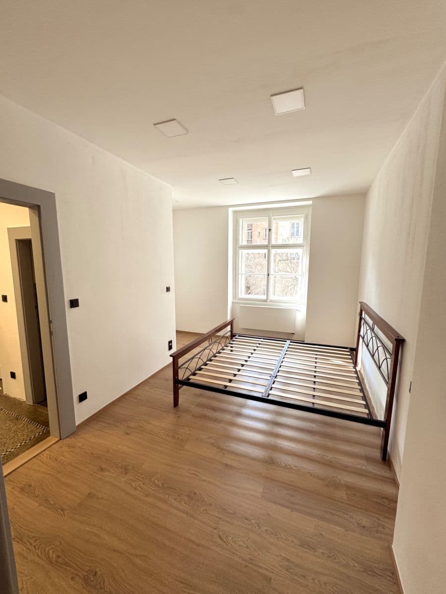 Pronájem bytu 2+kk 64 m², Oblouková, Praha, Praha Pronájem bytu 2+kk 64 m², Oblouková, Praha, Praha