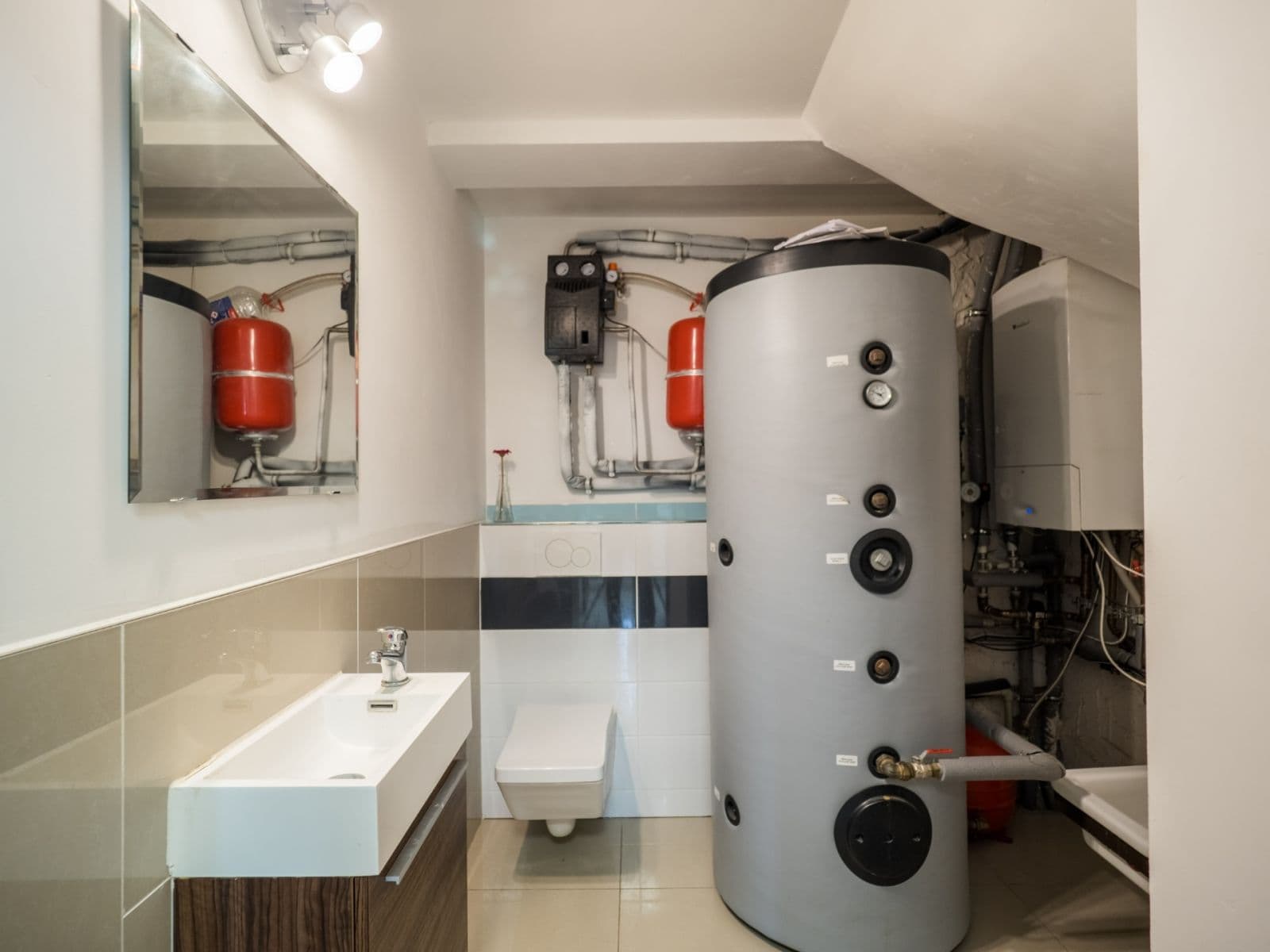 Pronájem domu 136 m², pozemek 67 m², Pod Macalákem, Kralupy nad Vltavou, Středočeský kraj Pronájem domu 136 m², pozemek 67 m², Pod Macalákem, Kralupy nad Vltavou, Středočeský kraj