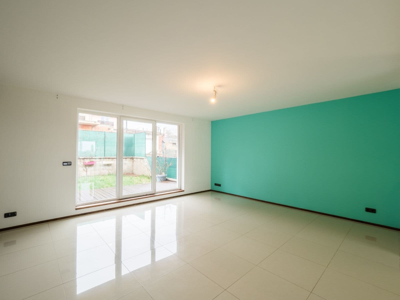 Pronájem domu 136 m², pozemek 67 m², Pod Macalákem, Kralupy nad Vltavou, Středočeský kraj Pronájem domu 136 m², pozemek 67 m², Pod Macalákem, Kralupy nad Vltavou, Středočeský kraj